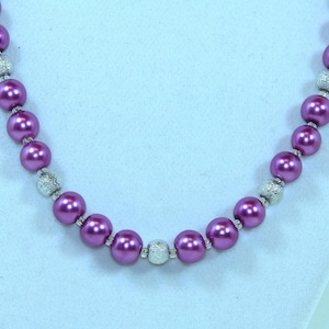 Purple necklace.  Purple pearl necklace.  Purple and silver necklace. Purple wedding special occasion pearl necklace with a bit of silver.