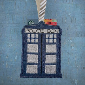 Police Box - Gift Card Holder - Christmas - Ornament -  In The Hoop - DIGITAL Embroidery DESIGN