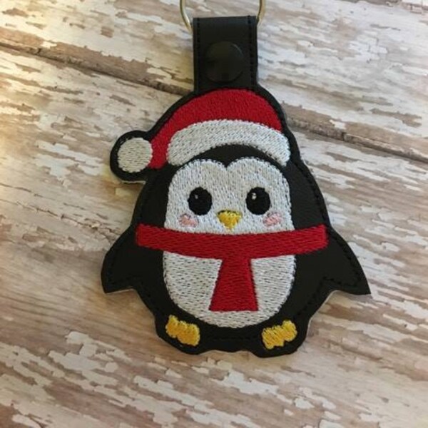 Penguin Key Fob - Winter - Christmas - Snow - In The Hoop - Snap/Rivet Key Fob - DIGITAL Embroidery Design