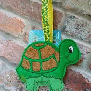 Turtle - Gift Card Holder -  Ornament -  In The Hoop - DIGITAL Embroidery DESIGN