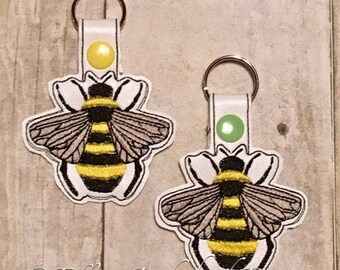Honig Biene - Bienen - In der Reifen - Snap/niet Schlüsselanhänger - digitale Stickerei-Design