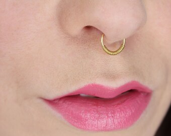 Fake Nose Ring in Gold; Faux Piercing; No Pierce Septum Cuff; Septum Hanger; Gold Nose Ring; Brass; No Pain; Set; Pair; Golden; Boho; Rocker