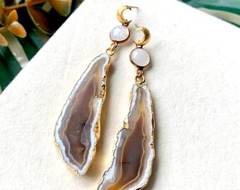 Rúnar - Brown Agate Moonstone Gold Crescent Moon Boho Drop Earrings