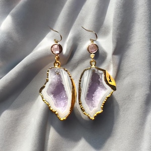 Colette - Gelbe und Lila Geode Tropfen Ohrringe