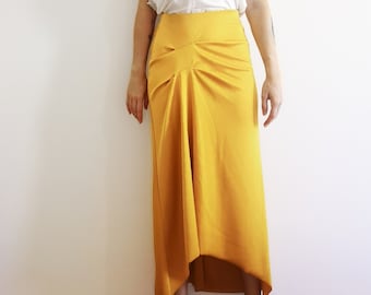 Women knitted yellow midi skirt