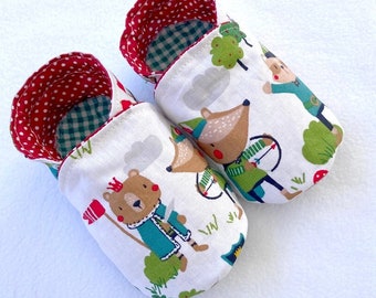 Soft forest slippers, cotton and suede for the sole, baby slippers, walking slippers, carrying slippers