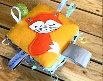 Little fox gripping cube, cloth toy, handling games
