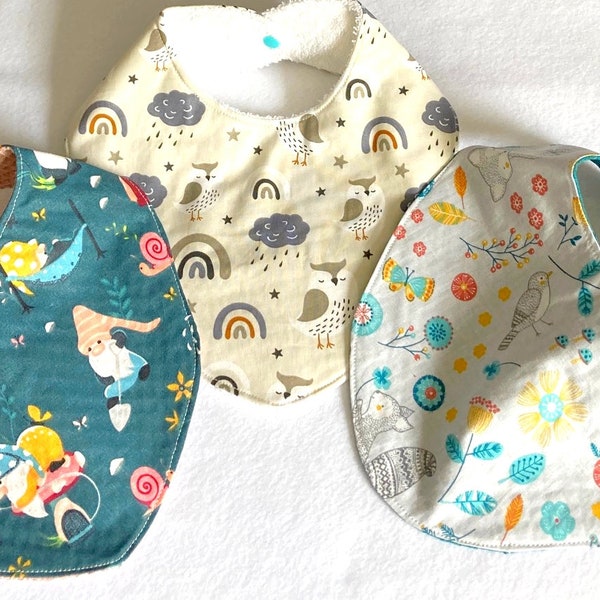 au choix , bavoir bébé, bébé cadeau de naissance, bavoir bandana, bavoir  bleu , serviette repas bébé, bandana bebe, foulard bébé renard