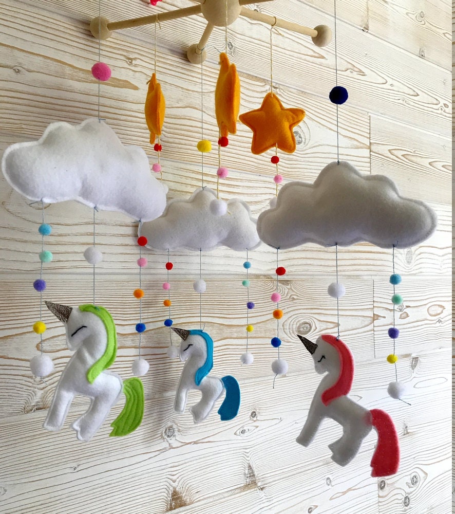 Mobile Licornes, Étoiles, Nuages et Flocons, Suspension de Berceau, Décoration Chambre Bébé