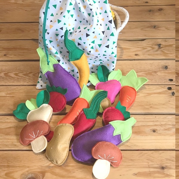 jouets feutrine, sachet de légumes en feutrine, dinette feutrine, marchande feutrine, legumes dinette, jouet marchande