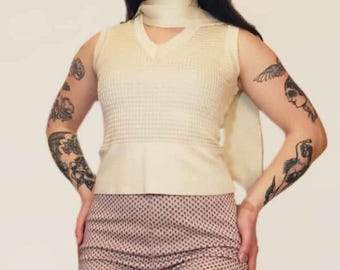 1970's-80's Knit Scarf Neck Tie Sleeveless V Neck Top by Marisa Christina