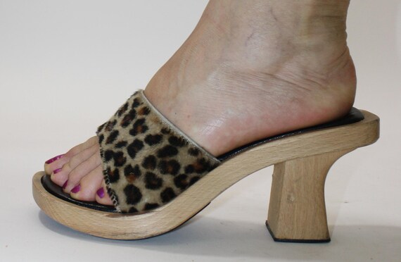 90s Guess Leopard Mules: Fuzzy Y2K Wooden Heel Sa… - image 2