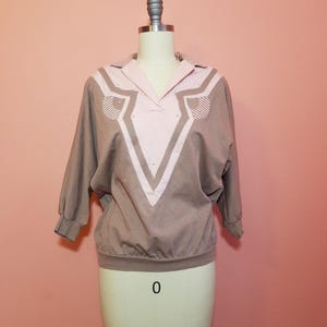 1980&#39;s Abstract Geometric Collared Long Sleeve Top in Pink & Taupe