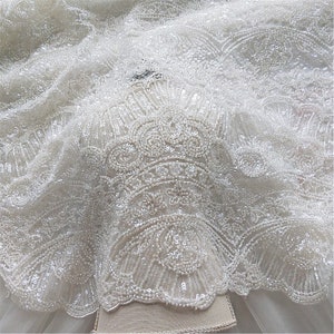 1 Yard Super Hochwertiger Off-White Perlen Spitzenstoff,Leichtes Stretch auf 2Wege, Hochzeitskleid,Brautkleid, Französische Spitze,Houte Couture Stoff,