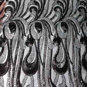 Nieuwe hoge kwaliteit! 1 Yard zwarte pailletten mesh stof, elegante pailletten kant stof borduurwerk bloem pailletten stof, trouwjurk pailletten