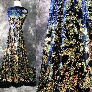 Nouveau!1 Yard 2-Way Stretch 2Tone Mermaid Sequin Fabric, Iridescent / Blue Sequins Broderie sur tissu de velours doux de haute qualité comme motif de carte,
