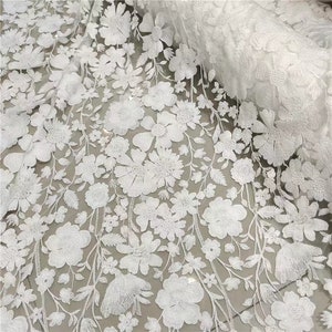 Tissu en dentelle florale 3D, 1 mètre, robe à fleurs blanc cassé, tissu en dentelle à broder, tissu pour robe de bal, dentelle pour robe de mariée, robe de mariée, robe en dentelle