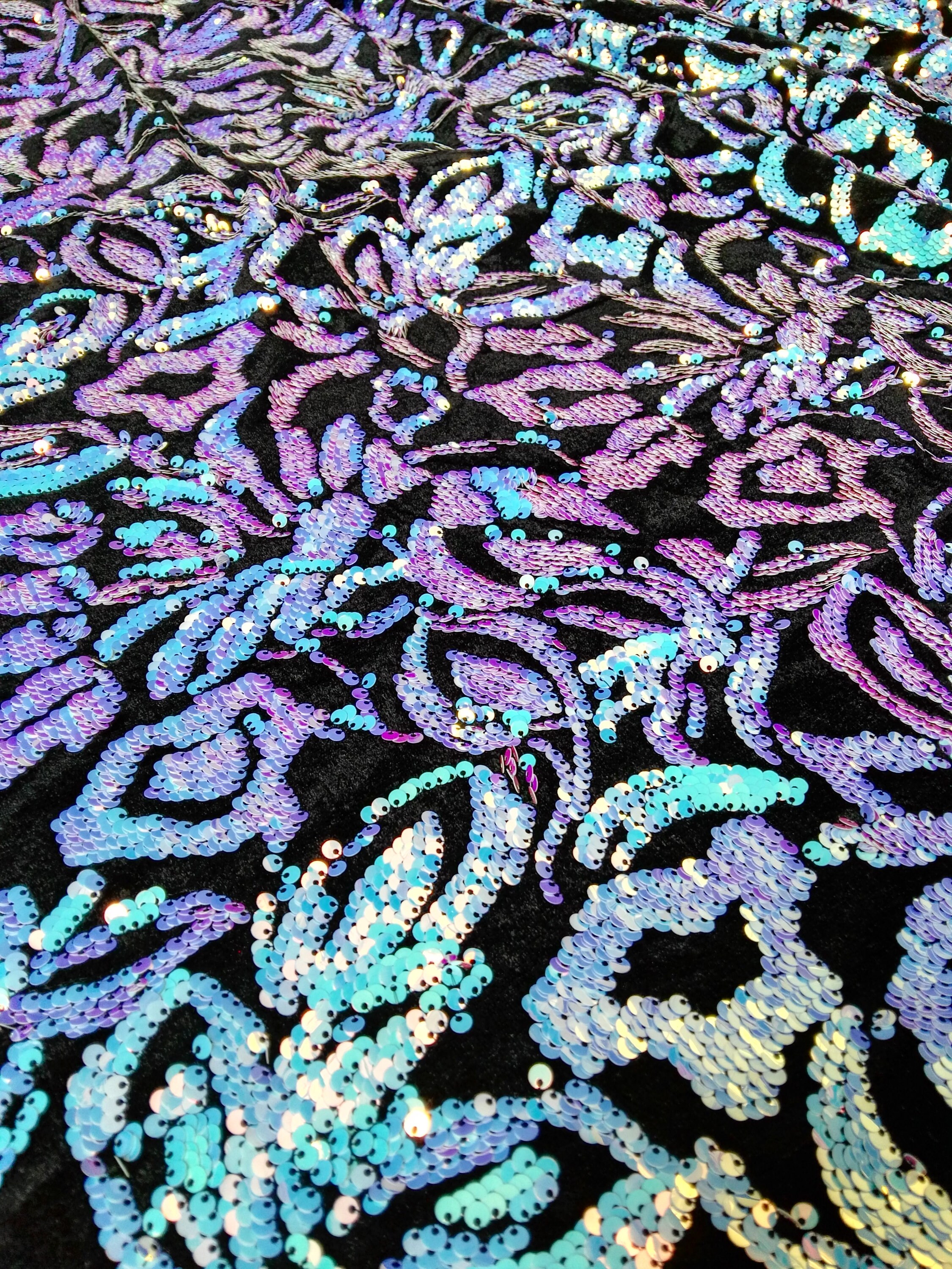 New1yard Iridescent Floral Velvet ...