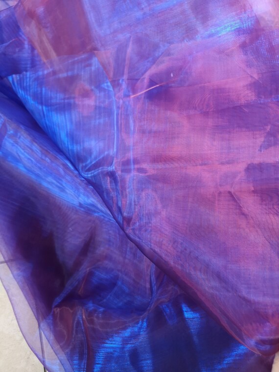 1 Yard Iridescent Royal Blue Holographic Gauze Fabric,magic Organza  Fabric.wedding Dress,background Fabric,party Decor,wholesale Fabric 