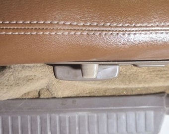 Landcruiser seat angle adjustment knob FJ80 FZJ80 LX450