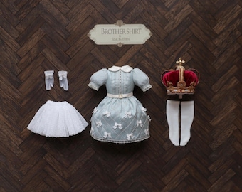Preordene: Conjunto de vestido y camisa para muñeca Brother de Simon Yuen – Uniforme de princesa 2026 (gris azulado)