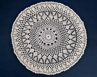 Ecru doily lace crochet table topper, round centerpiece, 10 inches dreamcatcher doily, rustic wedding table cloth decor, bridal shower gift.