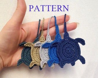 Crochet turtle charm PDF pattern, sea turtle applique or sew on patch, baby shower DIY ornament tutorial, beach theme instant download.