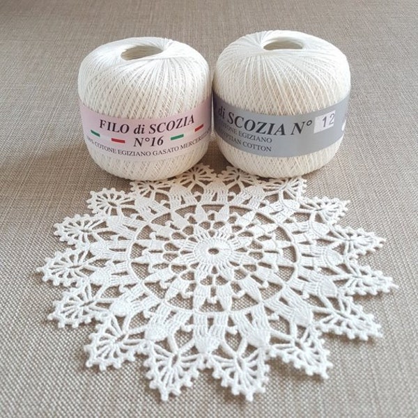 Off White Titan Wool Filo di Scozia size 16 or 12. Mercerized cotton crochet thread for lacework. 50 gr / ball, color no 151.