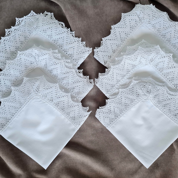 Serviettes en dentelle avec large bordure. Serviettes de cocktail 12x12 pouces, cadeau d'hôtesse, cadeau de fête des mères, cadeaux de mariage pour fête prénuptiale.