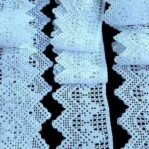 PDF pattern: Hand crocheted border, fillet crochet lace trim linear or turning edge, instant download wide lace fine crochet edge home decor imagem 10