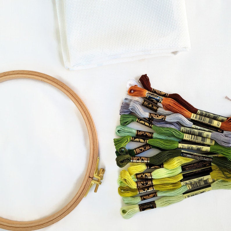 DMC Mojito embroidery kit. All needed supplies to cross stitch or embroider this summer design: threads bundle in green shades, hoop, aida. image 4