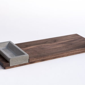 Appetizer tray - walnut and concrete