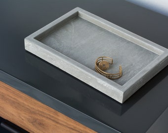 Concrete valet tray