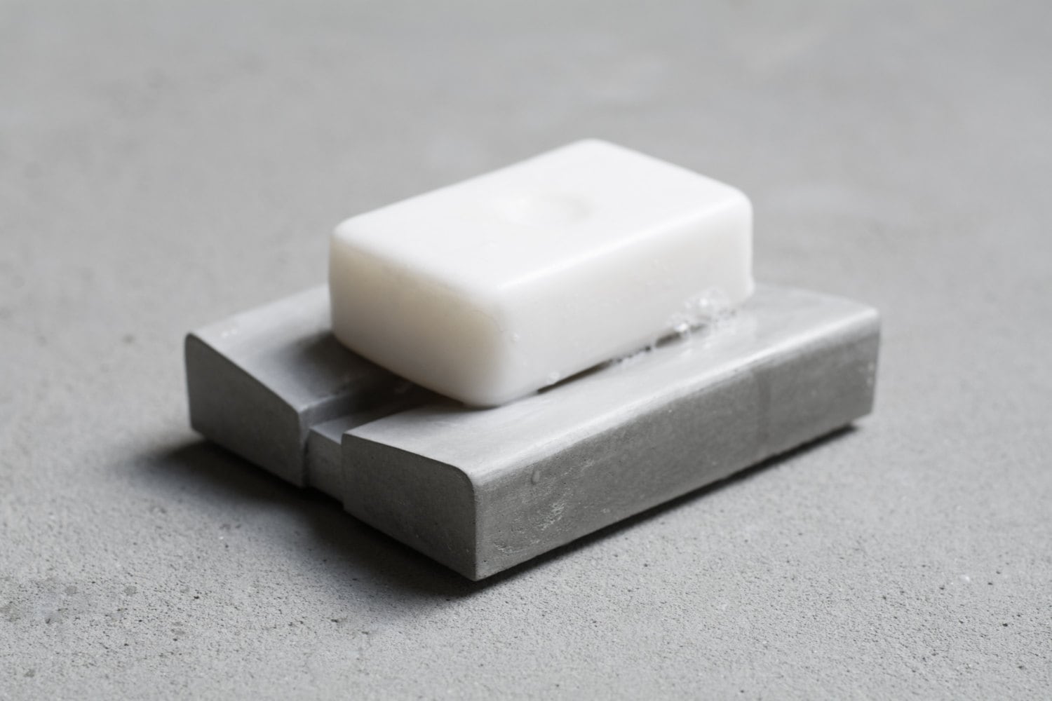 Plat de Savon/Béton