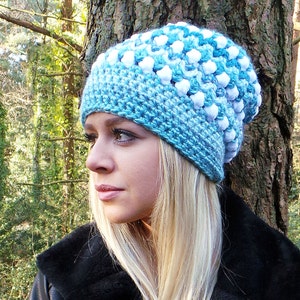SKY FALL CROCHET Hat Pattern  Slouch hat pattern, Womens hat pattern, Pom pom crochet hat pattern Slouch Beanie crochet pattern Hat pattern