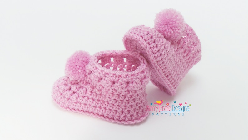 CROCHET BOOTIES PATTERN, Unisex Baby Booties, Includes five sizes Prem 18 months, Easy Tutorial, Unisex Baby Booties, Dk crochet pattern image 2