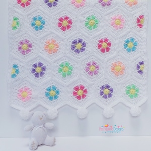 Doris Daisy Hexagon Blanket Pattern - With half Hexagon and tutorial, By Kerry Jayne, Crochet Blanket Pattern, Crochet Baby Blanket Pattern