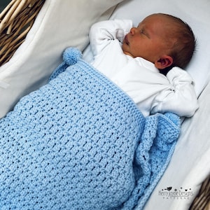BABY BLANKET CROCHET Pattern, Bobtail Blanket, Beautiful Photo Tutorial, Unisex blanket, Newborn Blanket Pattern, instant download pattern