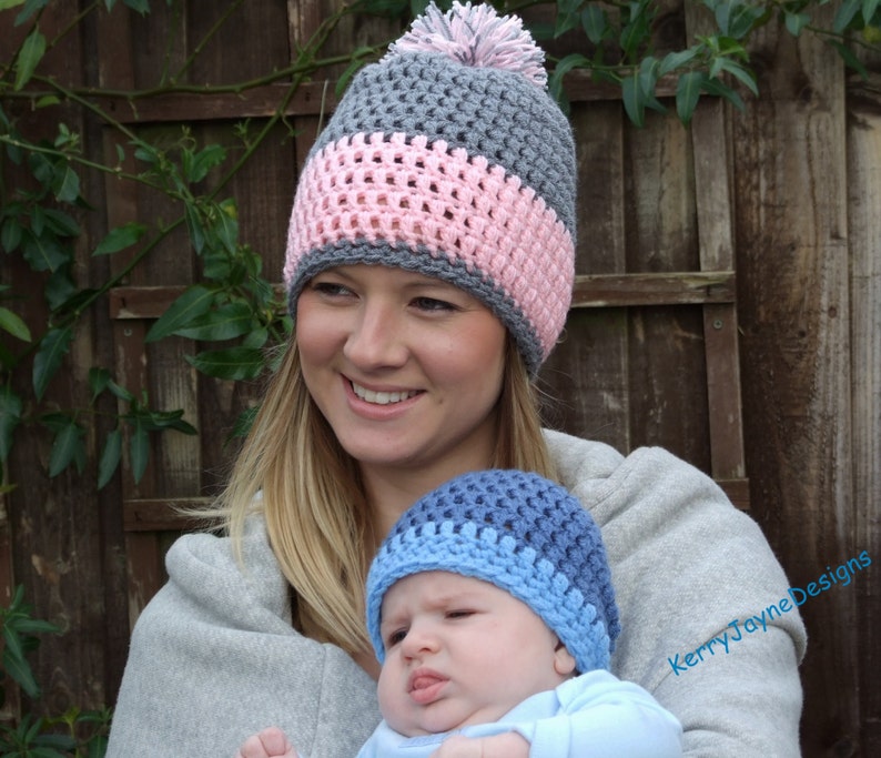 two tone bobble hat