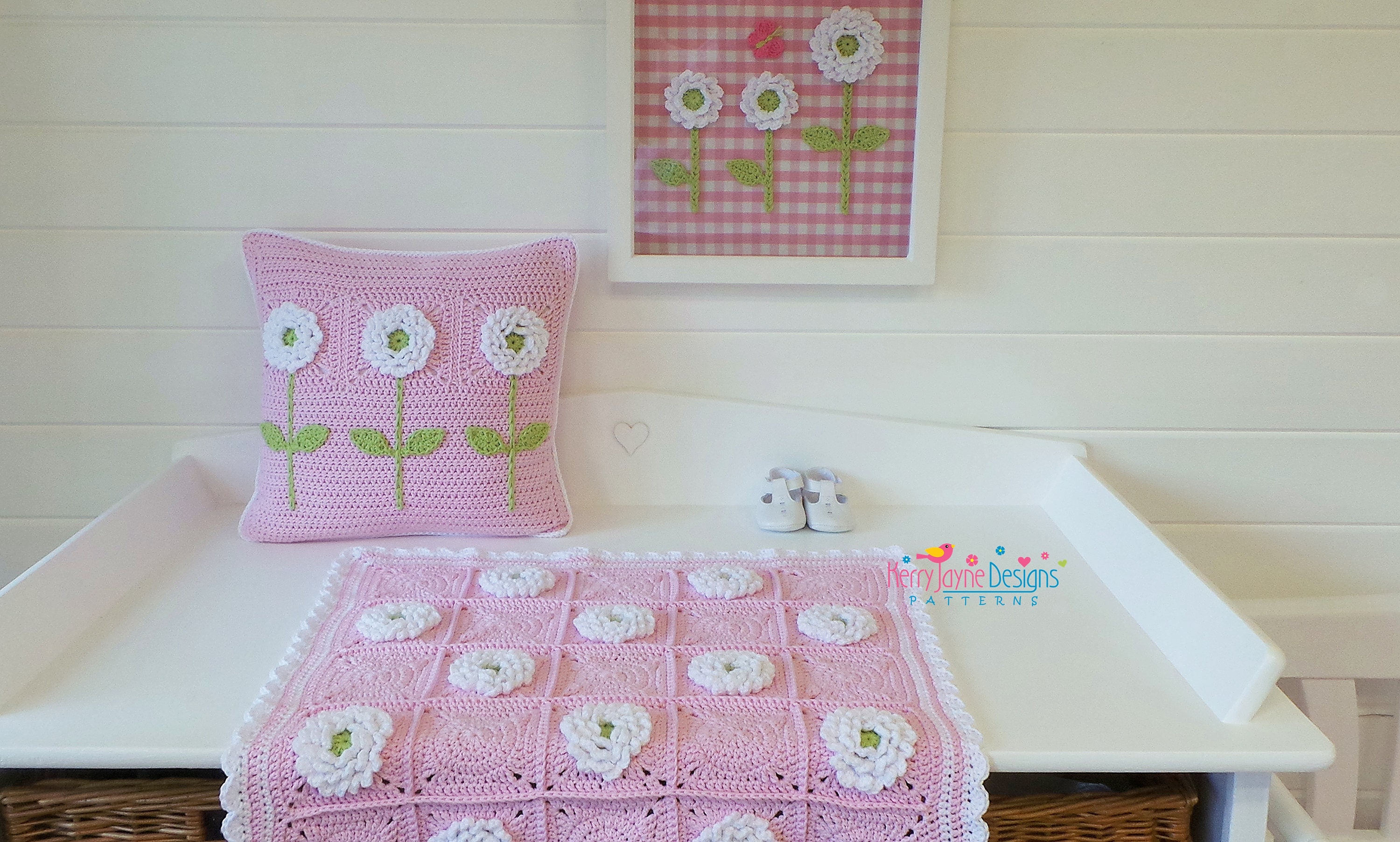 Pin by Yasmincebe on dolly  Crochet pillow pattern, Vintage crochet  patterns, Crochet stitches symbols