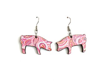 cer31 Paisley Pig earring