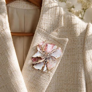 rose gold brooch for dress Elegant Fabric Brooch, Silk Flower Brooch, Pin Dresses, Small Gift Ideas for Her, Brooch, Statement Flower V-Neck Dresses