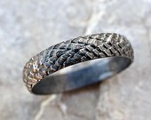 dragon scale ring silver feather ring, medieval wedding band black silver, pagan wedding ring, snake skin ring black silver dragon ring