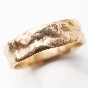 gold wedding band unique engagement ring women, unisex wedding ring gold, cool mens wedding band gold, reticulated gold ring molten