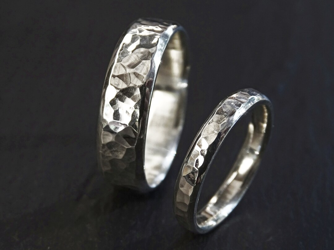 Ehe Ringe Gehämmerte Eheringe Silber, moderne Trauringe gehämmerte Silberringe ...