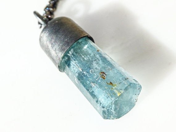 Men's aquamarine pendant best sale necklace