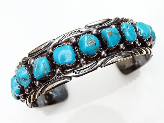 Bright And Happy Vintage Native American Navajo Turquoise Sterling Silver Bracelet Bright And Happy Vintage Native American Navajo Turquoise Sterling Silver Bracelet