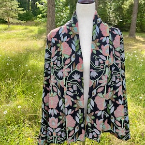 Vintage 90s Y2K Black Woven Embroidered Tapestry Semi Cropped Full Collar Blazer Jacket