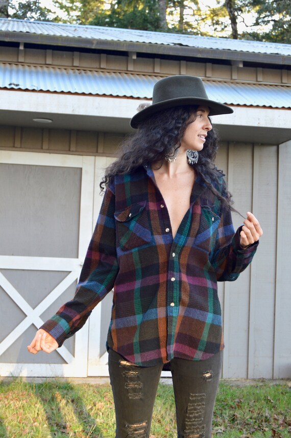 Perfect Vintage 80’s 90’s WOOL Dark Black Green Bl