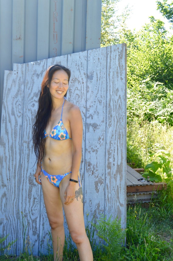 Vintage 90's Sexy Blue Orange Tropical Flower Prin